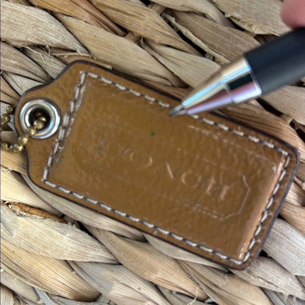 Coach Hangtag Bundle - Picture 6 of 7